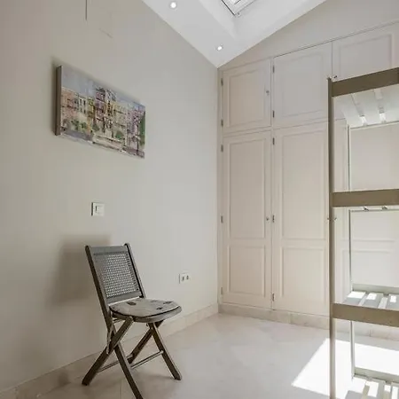 Casa de Férias Fam Sevillian Townhouse Sevilha