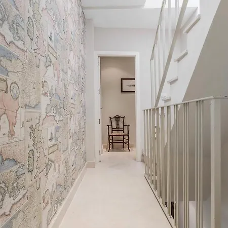 Fam Sevillian Townhouse * Sevilla